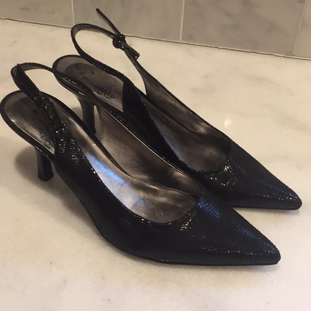 Anne Klein Black Slingbacks